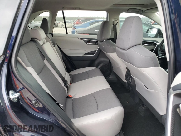 2025 Toyota RAV4 XLE with VIN 2T3W1RFVXSW368361, listed as a Copart auction lot 51331995 with 900 mi miles and Salvage Title. Bid and sale history available at carsss.com. Image 11.