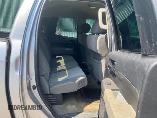 2010 Toyota Tundra with VIN 5TFUM5F11AX01281, listed as a Copart auction lot 66980935 with 308,906 mi miles and Clean title. Bid and sale history available at DreamBid. Image 6.