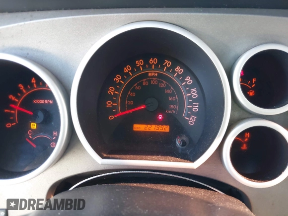2011 Toyota Tundra z VIN 5TFEY5F18BX105276, wystawiony jako IAAI lot #41735082 z przebiegiem 221 992 mil mil oraz . Historia ofert i sprzedaży dostępna na DreamBid. Obrazek 15.