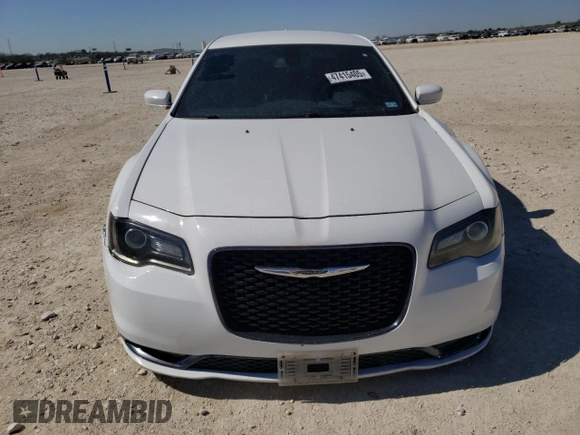 2019 Chrysler 300 with VIN 2C3CCABG2KH516643, listed as a Copart auction lot 47415405 with 110,591 mi miles and Salvage Title. Bid and sale history available at carsss.com. Image 5.