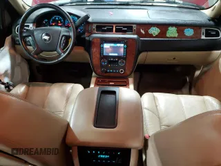 2007 Chevrolet Suburban LTZ with VIN 3GNFK16327G210852, listed as a Copart auction lot 89206085 with 206,219 mi miles and Salvage Title. Bid and sale history available at carsss.com. Image 8.