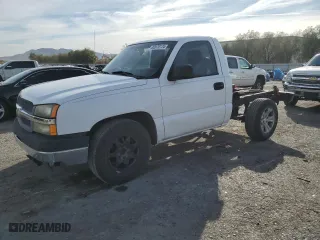 2005 Chevrolet Silverado 1500 Work Truck with VIN 1GCEC14X95Z110879, listed as a Copart auction lot 82676174 with 206,502 mi miles and Salvage Title. Bid and sale history available at carsss.com. Image 1.