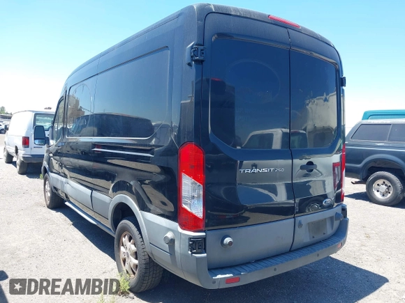 2015 Ford Transit Cargo с VIN 1FTYR2CM4FKA75946, выставлен на аукционе IAAI как лот 42579338 с пробегом 100 504 миль миль и . История ставок и продаж доступна на DreamBid. Изображение 3.