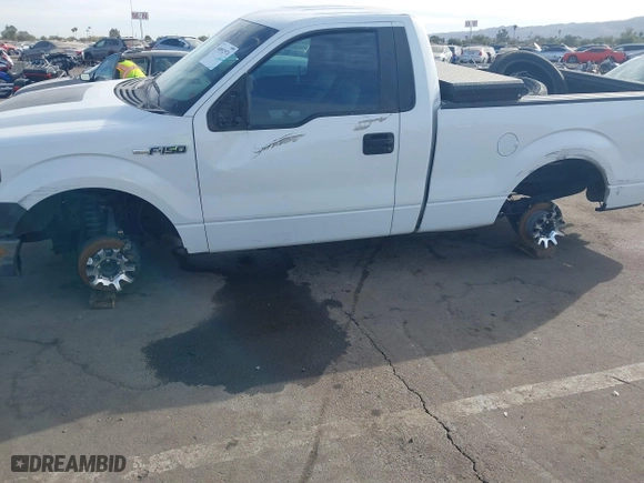 2014 Ford F-150 XL with VIN 1FTMF1CM3EKG36797, listed as a IAAI auction lot 40892574 with 136,417 mi miles. Bid and sale history available at carsss.com. Image 6.