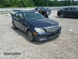 2012 Mercedes-Benz C 300 Sport z VIN WDDGF8BB8CA731905, wystawiony jako Copart lot #61692695 z przebiegiem 98 773 mil mil oraz Szkoda całkowita • Salvage title. Historia ofert i sprzedaży dostępna na DreamBid. Obrazek 13.
