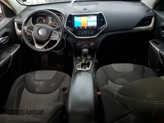2018 Jeep Cherokee Latitude Tech Connect with VIN 1C4PJMCB5JD529390, listed as a Copart auction lot 50791305 with 140,585 mi miles and Salvage title. Bid and sale history available at DreamBid. Image 8.