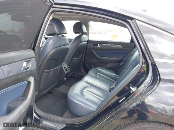 2017 Hyundai Sonata Hybrid Limited with VIN KMHE34L14HA055044, listed as a IAAI auction lot 42021191 with 286,825 mi miles. Bid and sale history available at carsss.com. Image 8.