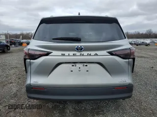 2024 Toyota Sienna XLE z VIN 5TDJSKFC3RS148195, wystawiony jako Copart lot #49125385 z przebiegiem Nie podano mil oraz Szkoda całkowita • Salvage title. Historia ofert i sprzedaży dostępna na DreamBid. Obrazek 6.
