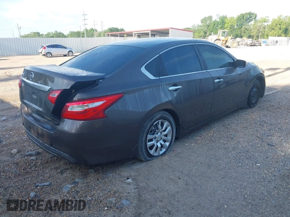 2016 Nissan Altima S with VIN 1N4AL3AP8GN381253, listed as a IAAI auction lot 42105545 with 217,627 mi miles and . Bid and sale history available at DreamBid. Image 4.