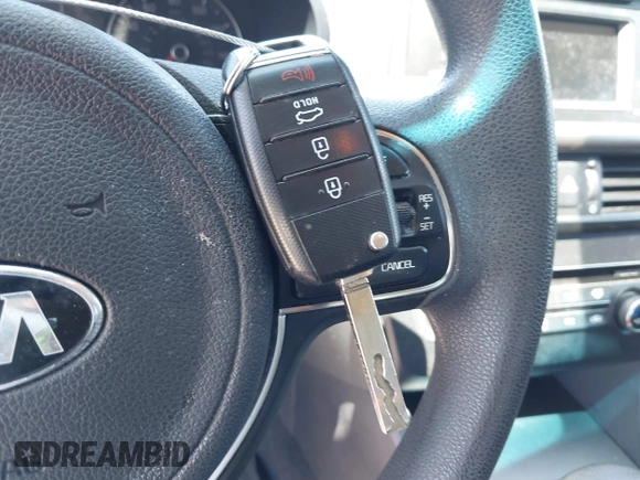 2016 Kia Optima LX with VIN KNAGT4L30G5117719, listed as a IAAI auction lot 42449051 with 122,597 mi miles and . Bid and sale history available at DreamBid. Image 11.