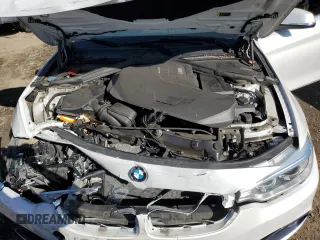 2017 BMW 4 Series 430i with VIN WBA4R7C51HK876483, listed as a Copart auction lot 44781505 with 32,784 mi miles and Salvage Title. Bid and sale history available at DreamBid. Image 12.