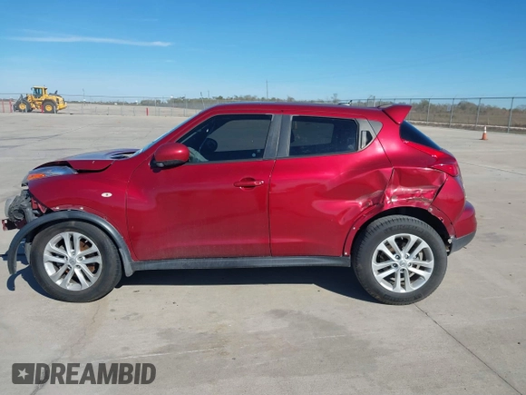 2013 Nissan Juke S with VIN JN8AF5MR0DT216626, listed as a IAAI auction lot 41067264 with 1 mi miles. Bid and sale history available at carsss.com. Image 13.