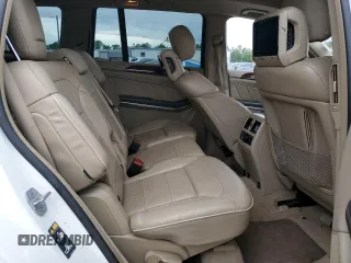 2013 Mercedes-Benz GL 450 z VIN 4JGDF7CE3DA122086, wystawiony jako Copart lot #52203515 z przebiegiem 105 680 mil mil oraz Szkoda całkowita • Salvage title. Historia ofert i sprzedaży dostępna na DreamBid. Obrazek 11.