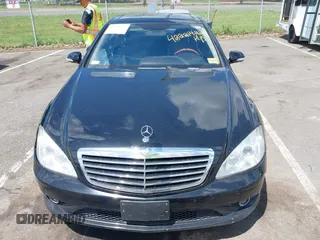 2008 Mercedes-Benz S 5.5L V8 with VIN WDDNG86X58A185159, listed as a IAAI auction lot 42221426 with 186,516 mi miles. Bid and sale history available at carsss.com. Image 12.