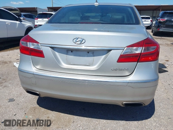 2013 Hyundai Genesis 3.8L z VIN KMHGC4DD3DU244360, wystawiony jako IAAI lot #42228003 z przebiegiem 114 914 mil mil oraz . Historia ofert i sprzedaży dostępna na DreamBid. Obrazek 15.