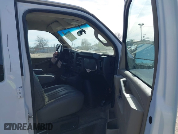 2020 Chevrolet Express Cargo Van with VIN 1GCZGHFG7L1235144, listed as a IAAI auction lot 41700301 with 67,678 mi miles. Bid and sale history available at carsss.com. Image 5.