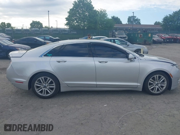 2014 Lincoln MKZ with VIN 3LN6L2GK5ER823529, listed as a IAAI auction lot 42221147 with 151,751 mi miles and . Bid and sale history available at DreamBid. Image 13.