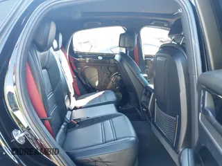 2024 Porsche Cayenne S z VIN WP1BL2AY4RDA60254, wystawiony jako IAAI lot #41882716 z przebiegiem 35 243 mil mil oraz . Historia ofert i sprzedaży dostępna na DreamBid. Obrazek 8.