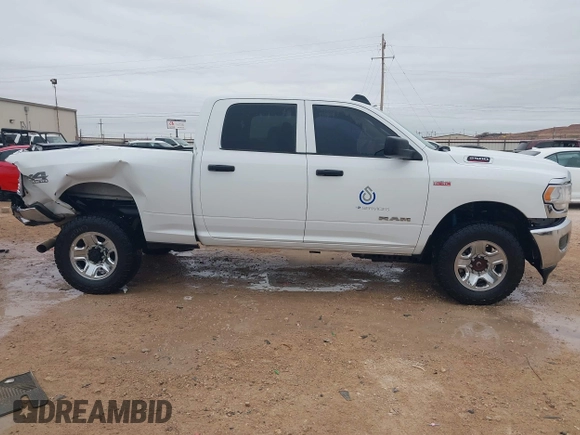 2020 Ram 2500 Tradesman with VIN 3C6UR5CJ8LG174124, listed as a IAAI auction lot 41421505 with 69,330 mi miles. Bid and sale history available at carsss.com. Image 13.