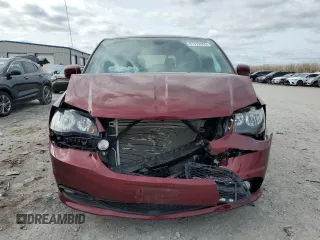 2019 Dodge Grand Caravan SE with VIN 2C4RDGBG5KR624495, listed as a Copart auction lot 51172455 with 42,767 mi miles and Salvage Title. Bid and sale history available at DreamBid. Image 5.