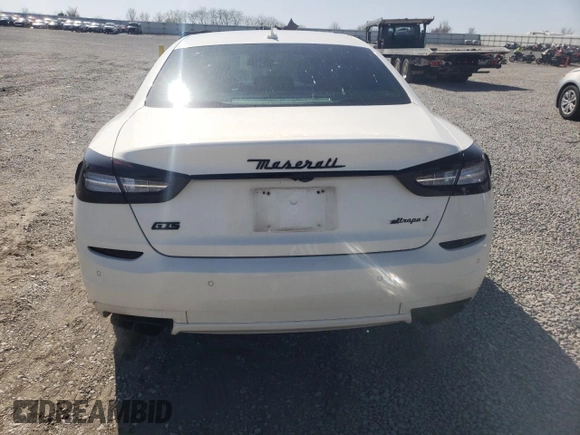 2014 Maserati Quattroporte GTS z VIN ZAM56PPA3E1074957, wystawiony jako Copart lot #52321115 z przebiegiem 113 584 mil mil oraz Szkoda całkowita • Salvage title. Historia ofert i sprzedaży dostępna na DreamBid. Obrazek 6.