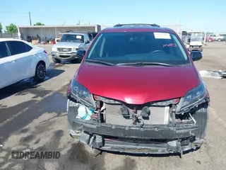 2020 Toyota Sienna SE with VIN 5TDXZ3DC8LS053685, listed as a IAAI auction lot 42304380 with 40,812 mi miles and . Bid and sale history available at DreamBid. Image 13.