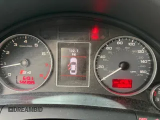 2007 Audi S4 z VIN WAUGL78EX7A257554, wystawiony jako Copart lot #56939515 z przebiegiem 158 620 mil mil oraz Tytuł czysty. Historia ofert i sprzedaży dostępna na DreamBid. Obrazek 8.