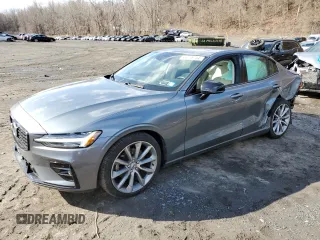 2021 Volvo S60 Momentum with VIN 7JR102TZ8MG113347, listed as a Copart auction lot 44776734 with 20,809 mi miles. Bid and sale history available at carsss.com. Image 1.