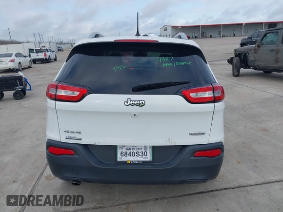 2016 Jeep Cherokee Latitude with VIN 1C4PJMCB1GW340605, listed as a IAAI auction lot 41523716 with 74,080 mi miles. Bid and sale history available at carsss.com. Image 16.