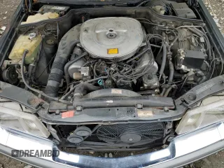 1985 Mercedes-Benz 500 SEL с VIN WDBCA37D0FA117051, выставлен на аукционе Copart как лот 55772735 с пробегом 249 121 миль миль и Чистый • Clean title. История ставок и продаж доступна на DreamBid. Изображение 11.