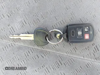 2005 Hyundai Elantra GLS с VIN KMHDN46D15U144091, выставлен на аукционе IAAI как лот 42460609 с пробегом 178 523 миль миль и . История ставок и продаж доступна на DreamBid. Изображение 11.