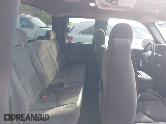 2005 Chevrolet Silverado 1500 LS with VIN 2GCEC19V951272494, listed as a IAAI auction lot 42058943 with 157,126 mi miles and . Bid and sale history available at DreamBid. Image 8.