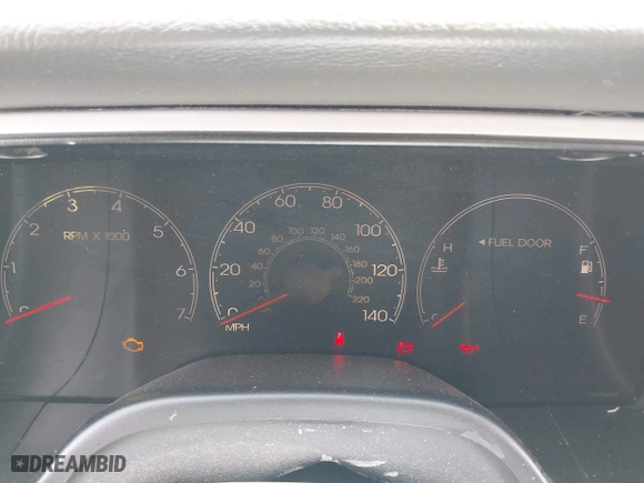 2005 Lincoln Navigator Luxury with VIN 5LMFU27505LJ13960, listed as a IAAI auction lot 41893770 with 1 mi miles. Bid and sale history available at carsss.com. Image 7.