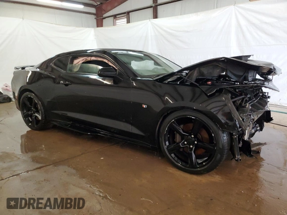 2016 Chevrolet Camaro 1SS z VIN 1G1FF1R70G0137246, wystawiony jako Copart lot #55349255 z przebiegiem 131 765 mil mil oraz Czysty tytuł • Clean title. Historia ofert i sprzedaży dostępna na DreamBid. Obrazek 4.