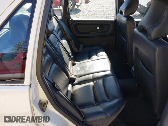 2000 Volvo S70 z VIN YV1LS56D4Y2651849, wystawiony jako IAAI lot #42246127 z przebiegiem 153 319 mil mil oraz . Historia ofert i sprzedaży dostępna na DreamBid. Obrazek 8.