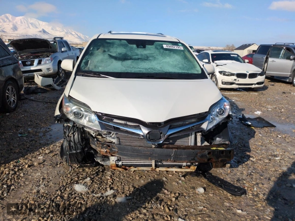 2019 Toyota Sienna XLE Auto Access Seat with VIN 5TDYZ3DC1KS982412, listed as a Copart auction lot 45692195 with 46,080 mi miles and Salvage Title. Bid and sale history available at carsss.com. Image 5.