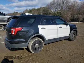 2016 Ford Utility Police Interceptor with VIN 1FM5K8AT4GGA86790, listed as a Copart auction lot 43772785 with 117,036 mi miles and Clean Title. Bid and sale history available at carsss.com. Image 3.