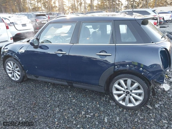 2019 MINI Hardtop 4 Door Cooper S with VIN WMWXU3C57K2H89072, listed as a IAAI auction lot 41435791 with 81,887 mi miles. Bid and sale history available at carsss.com. Image 15.