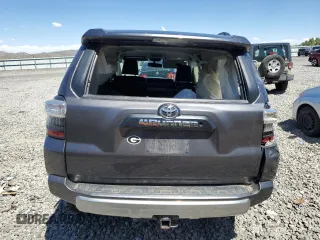 2019 Toyota 4Runner SR5 with VIN JTEBU5JR6K5675926, listed as a Copart auction lot 61691815 with 86,346 mi miles and Clean title. Bid and sale history available at DreamBid. Image 6.