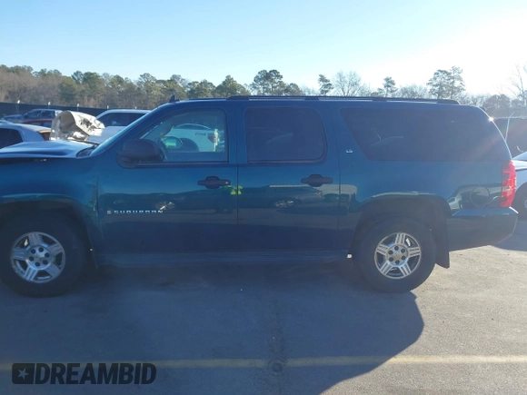 2007 Chevrolet Suburban LT with VIN 3GNFC16J07G102869, listed as a IAAI auction lot 41428031 with Not provided miles and . Bid and sale history available at DreamBid. Image 13.
