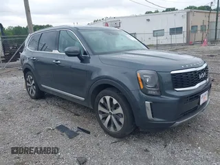 2022 Kia Telluride S with VIN 5XYP64HC0NG318575, listed as a IAAI auction lot 42607732 with 10,422 mi miles and . Bid and sale history available at DreamBid. Image 1.