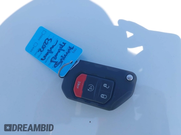 2023 Jeep Wrangler High Altitude z VIN 1C4HJXEN9PW560958, wystawiony jako IAAI lot #42393559 z przebiegiem 35 981 mil mil oraz . Historia ofert i sprzedaży dostępna na DreamBid. Obrazek 11.