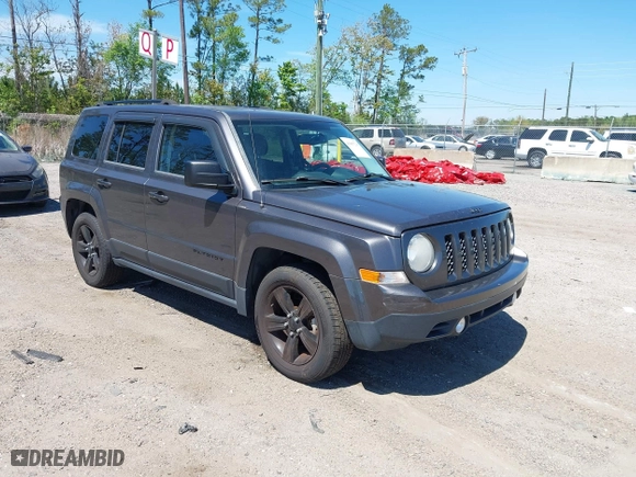 2014 Jeep Patriot Sport with VIN 1C4NJPBAXED887429, listed as a IAAI auction lot 41897235 with 156,592 mi miles. Bid and sale history available at carsss.com. Image 1.