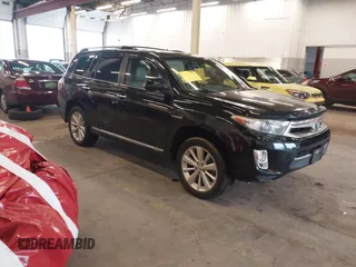 2013 Toyota Highlander Limited with VIN JTEDC3EH9D2017958, listed as a IAAI auction lot 41278980 with 95,665 mi miles and . Bid and sale history available at DreamBid. Image 1.