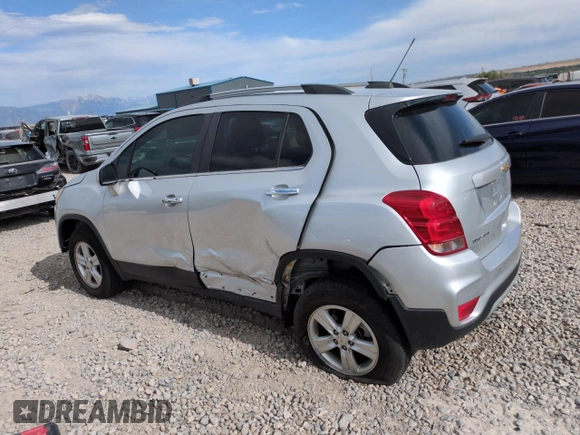 2020 Chevrolet Trax LT with VIN KL7CJPSB9LB038110, listed as a Copart auction lot 60111125 with 54,710 mi miles and Salvage title. Bid and sale history available at DreamBid. Image 2.