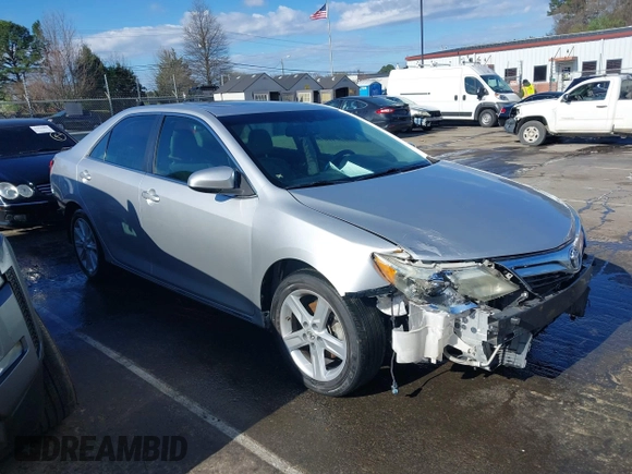2014 Toyota Camry L with VIN 4T1BF1FK4EU338230, listed as a IAAI auction lot 41797002 with 162,611 mi miles. Bid and sale history available at carsss.com. Image 13.