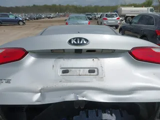 2016 Kia Forte LX z VIN KNAFK4A63G5559048, wystawiony jako IAAI lot #42147427 z przebiegiem 109 497 mil mil oraz . Historia ofert i sprzedaży dostępna na DreamBid. Obrazek 6.