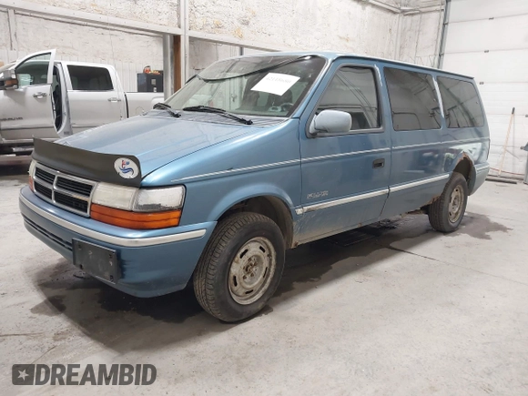 1992 Dodge Grand Caravan with VIN 1B4GK44R1NX248133, listed as a IAAI auction lot 42118680 with 188,949 mi miles and . Bid and sale history available at DreamBid. Image 2.