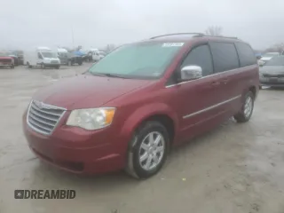 2010 Chrysler Town & Country Touring Plus z VIN 2A4RR8DX2AR374940, wystawiony jako Copart lot #43761765 z przebiegiem 191 572 mil mil oraz Szkoda całkowita • Salvage title. Historia ofert i sprzedaży dostępna na DreamBid. Obrazek 1.