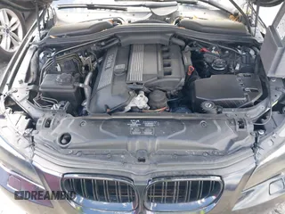 2004 BMW 5 Series 530i with VIN WBANA73514B806617, listed as a IAAI auction lot 42025971 with Not Provided miles and . Bid and sale history available at carsss.com. Image 10.